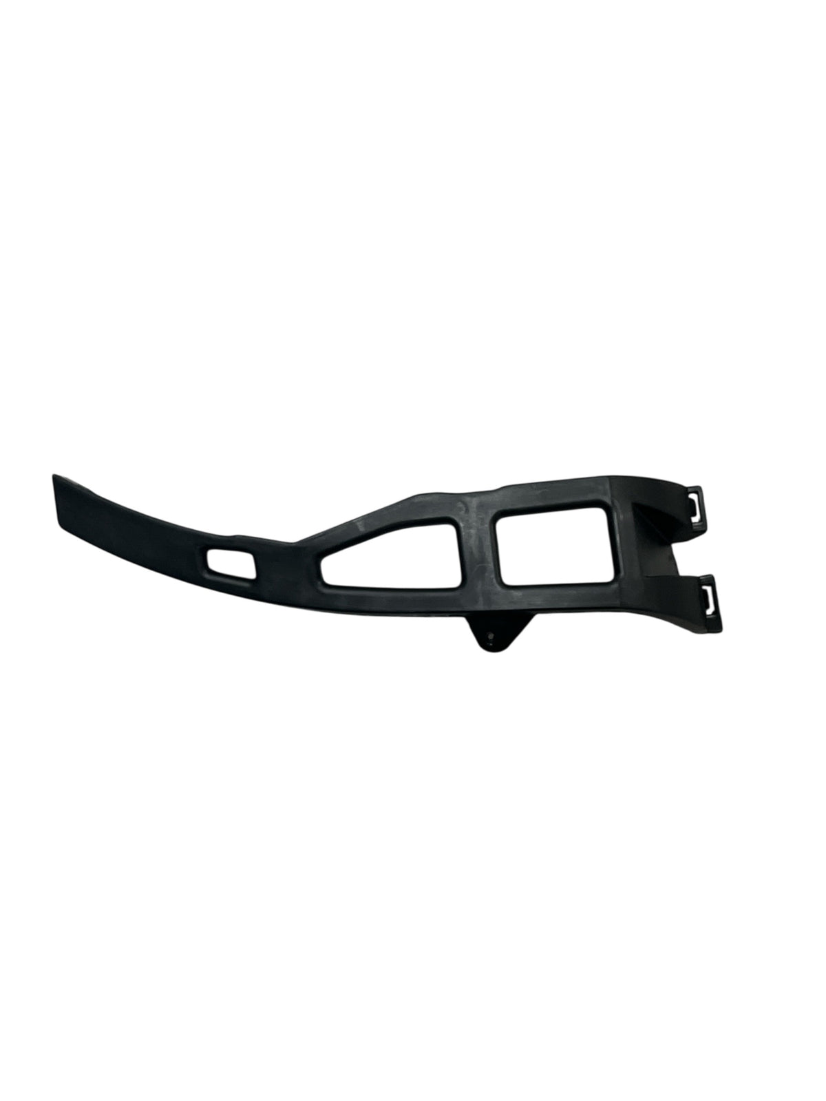 W117 BUMPER SLIDE L/F
