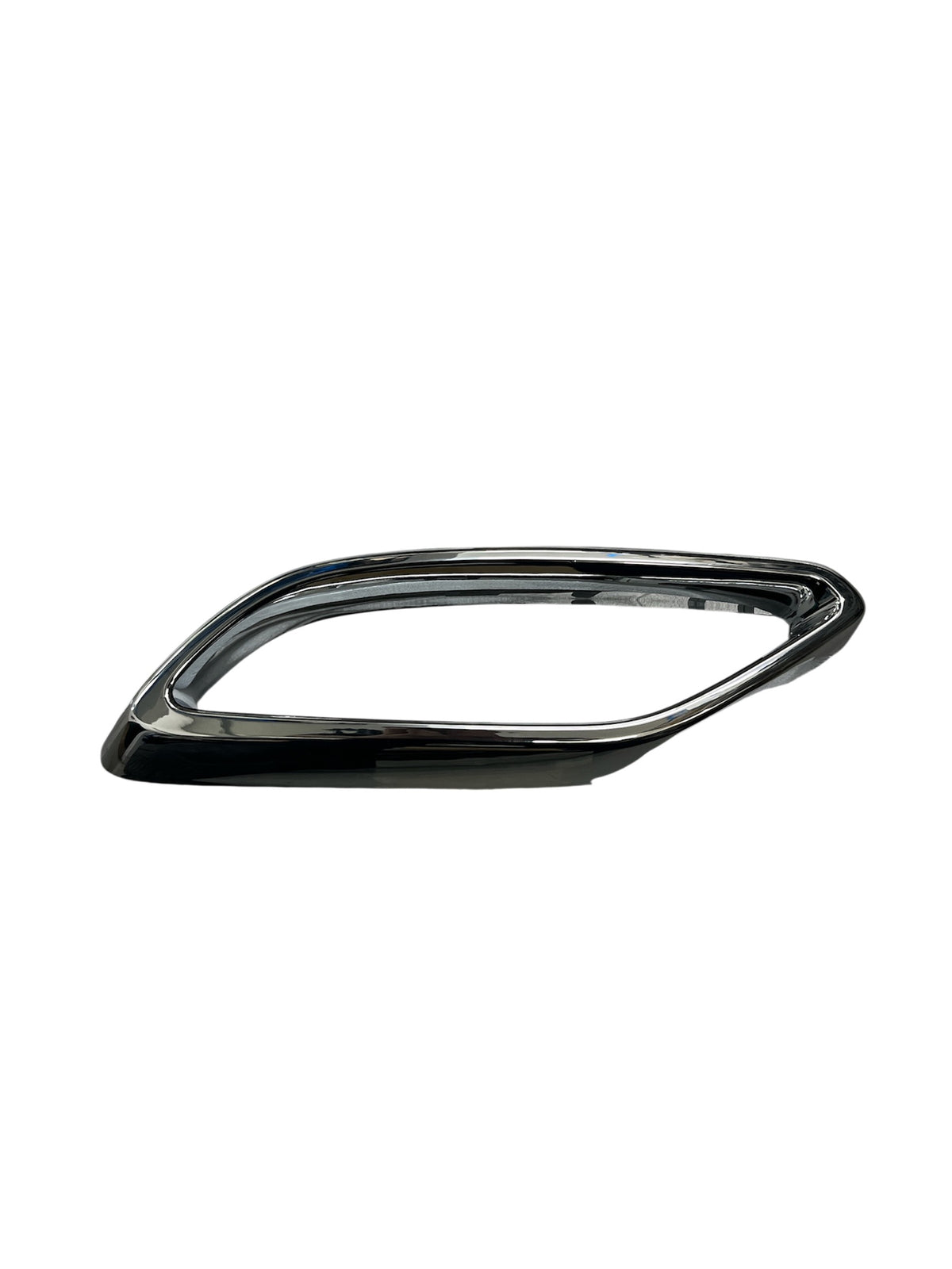 W118 EXHAUST CHROME L/R
