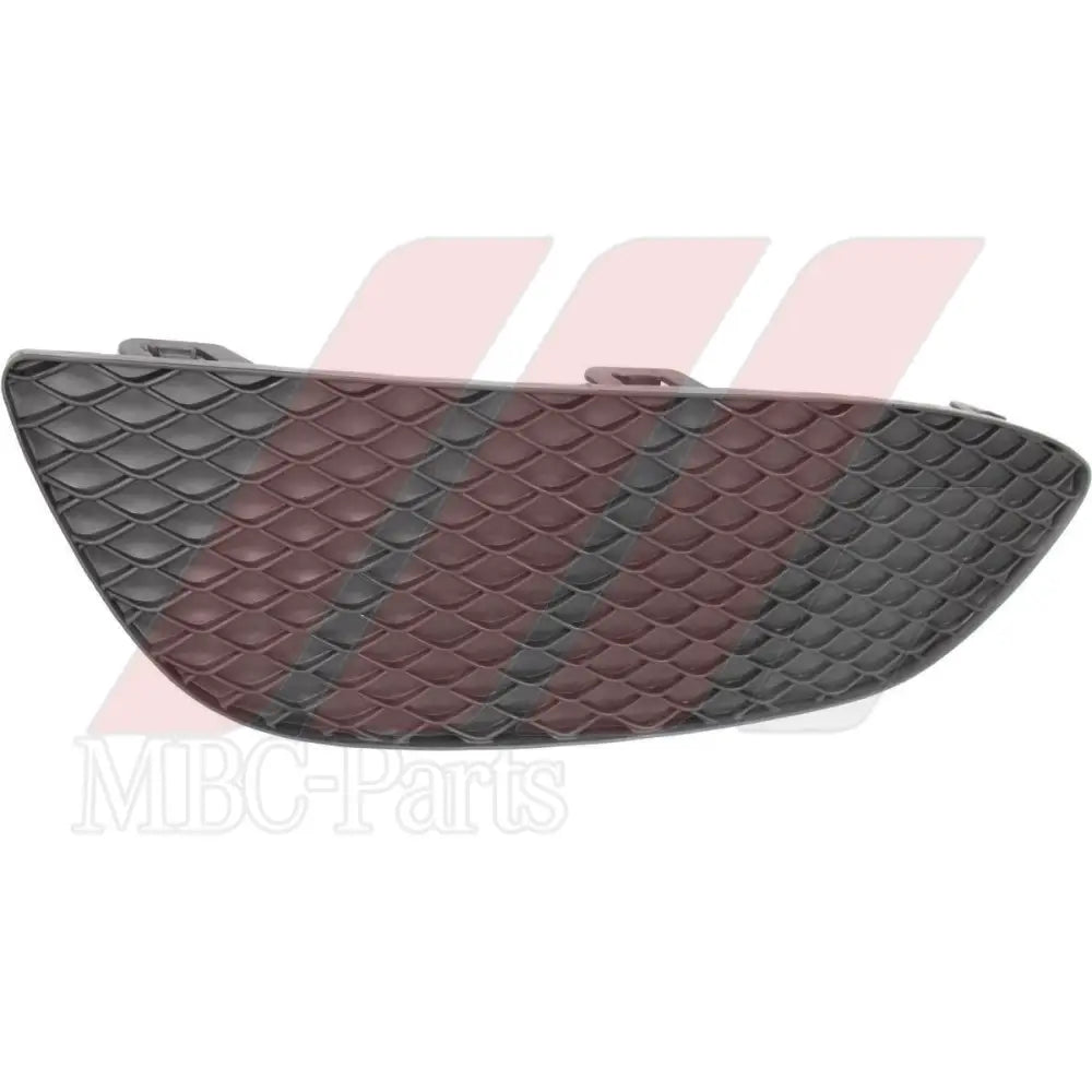 W205 BUMPER VENT R/F 953 Generic Attachment
