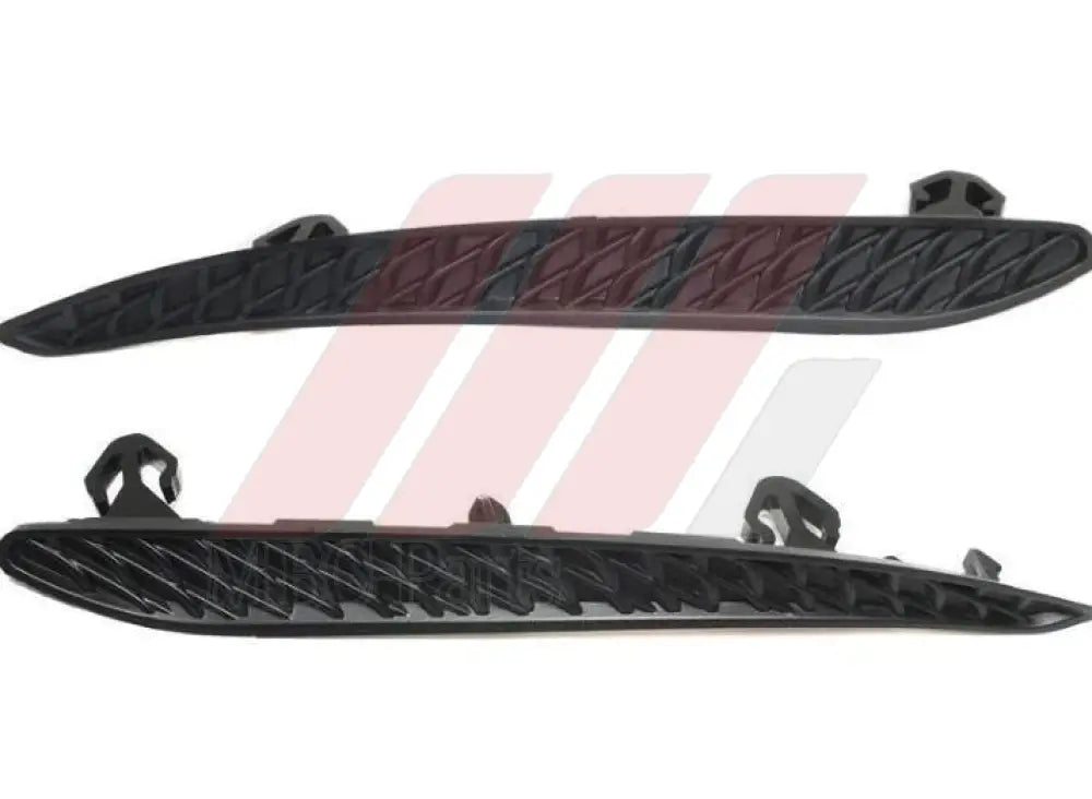 W212 BUMPER VENT L/R AMG Generic Attachment