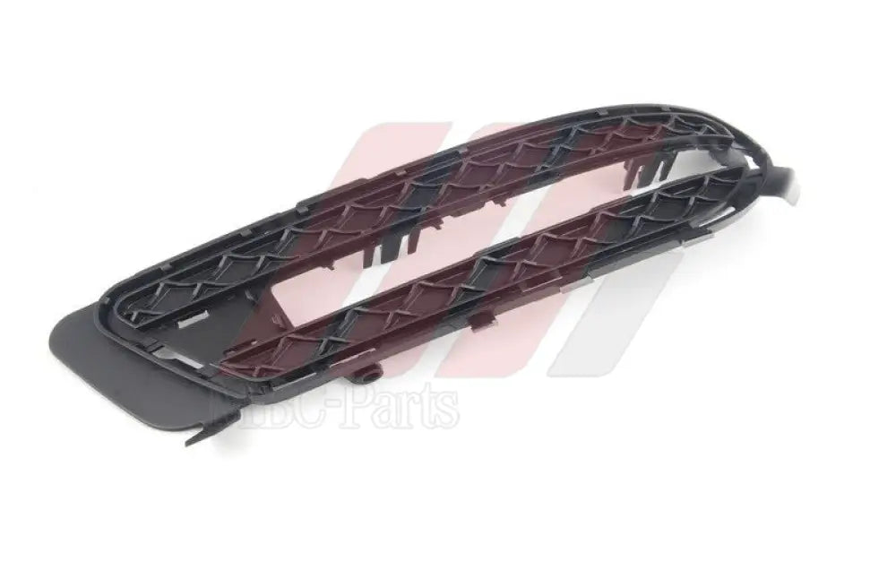 W212 BUMPER VENT R/F Generic Attachment