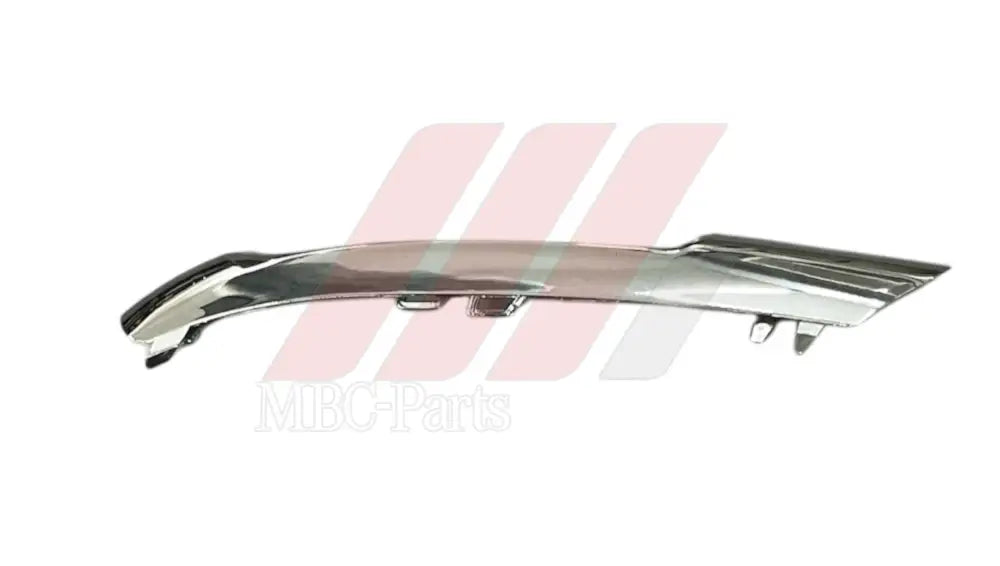 W212 SPOT LAMP CHROME R/S (CLIPS BORKEN) Generic Attachment