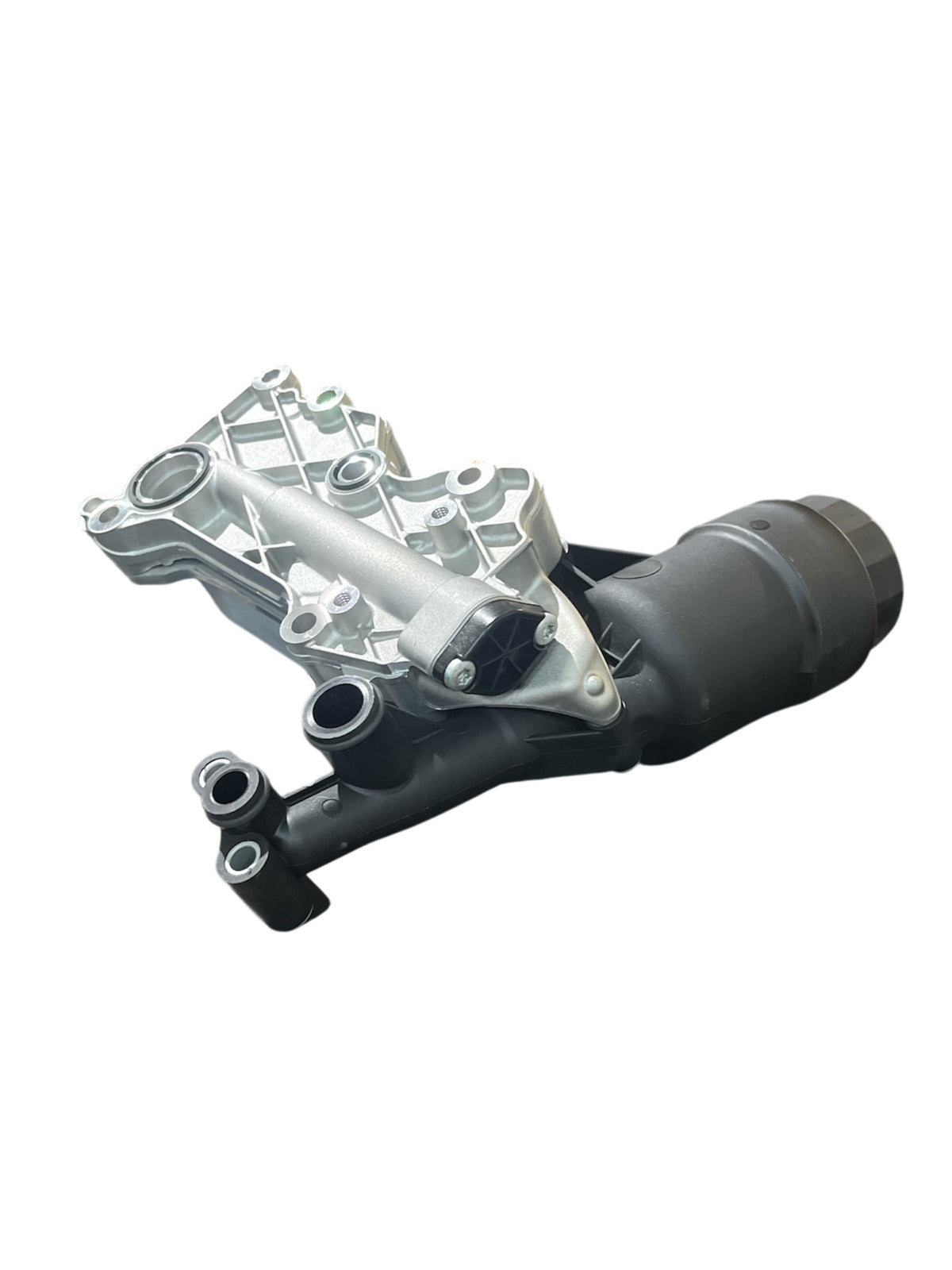 M651 OIL FILTER HOUSING