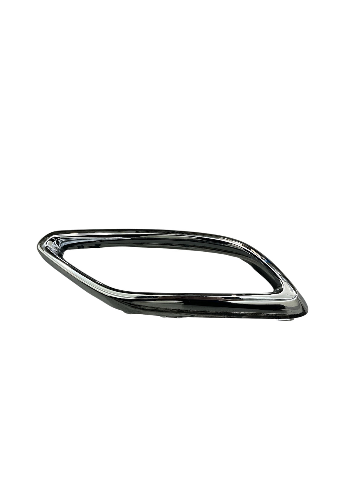 W118 EXHAUST CHROME R/R