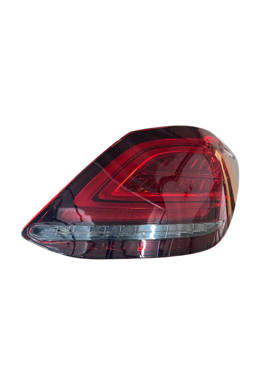 W205 TAIL LAMP R/R F/L