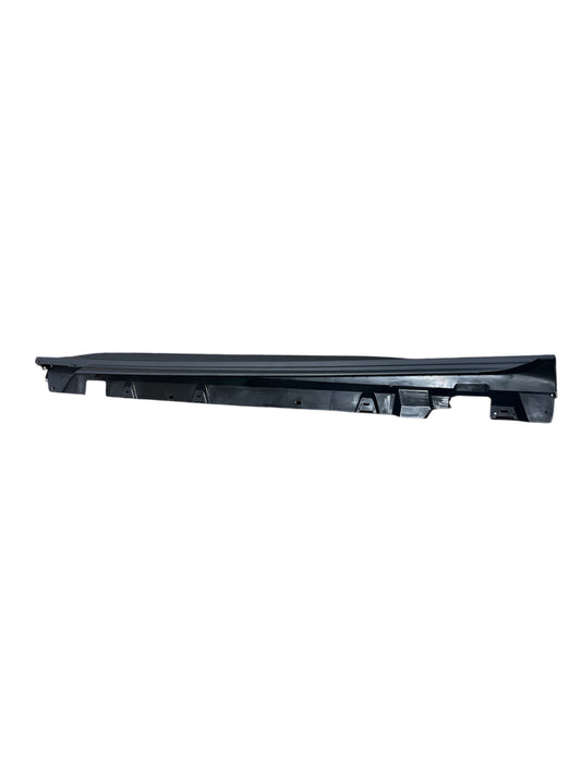 W206 SILL COVER R/S AMG