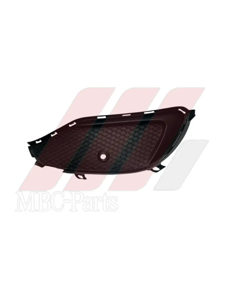 W117 SPOT LAMP GRILLE R/F AMG Generic Attachment