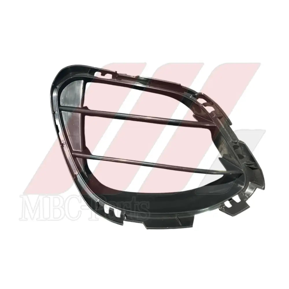 W118 BUMPER FR VENT OUTER L/F AMG 45S Generic Attachment