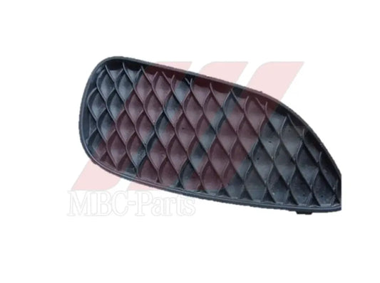 W156 BUMPER VENT R/F NORMAL Generic Attachment