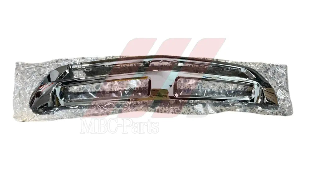 W166 BUMPER CHROME CENTER FRONT GLS Generic Attachment