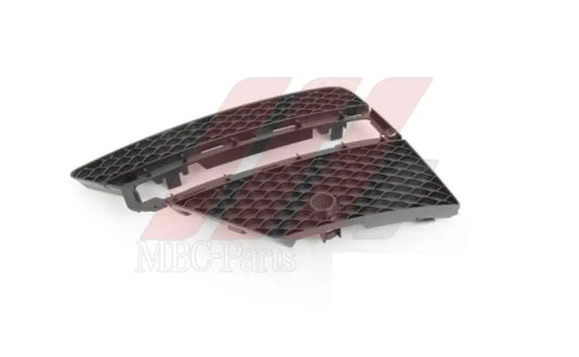 W166 BUMPER VENT LOWER GRILLE L/F AMG Generic Attachment