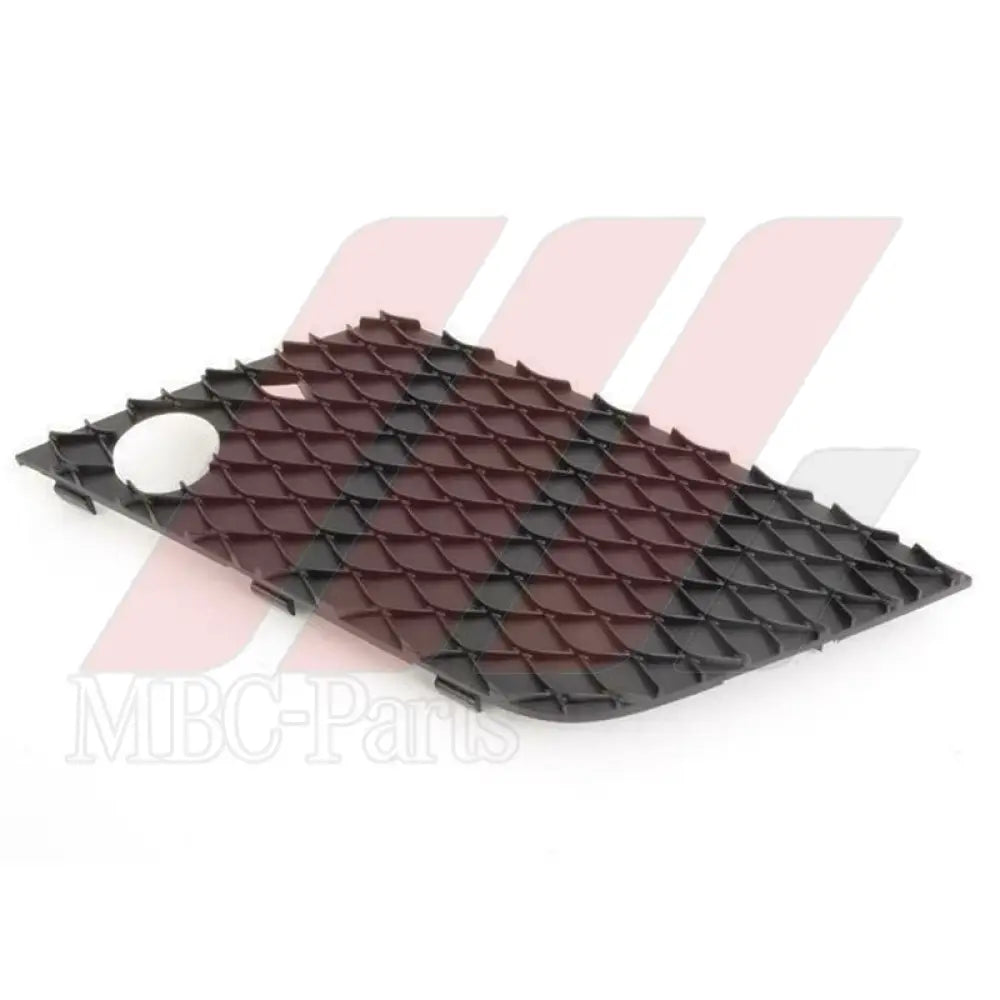 W166 BUMPER VENT LOWER R/F AMG Generic Attachment