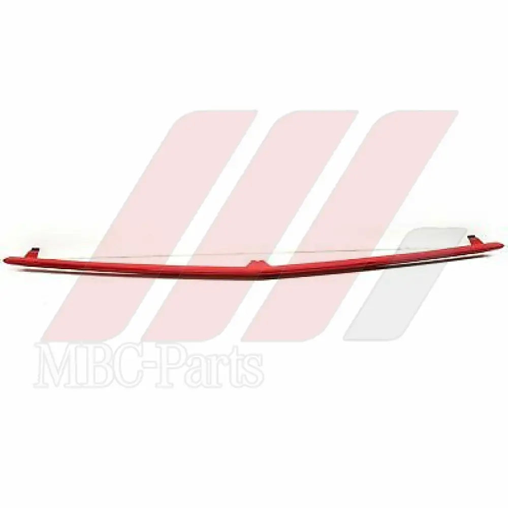 W176 BUMPER MOULDING CENTER LOWER AMG P/F Generic Attachment