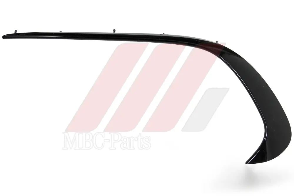 W176 BUMPER MOULDING L/F AMG Generic Attachment