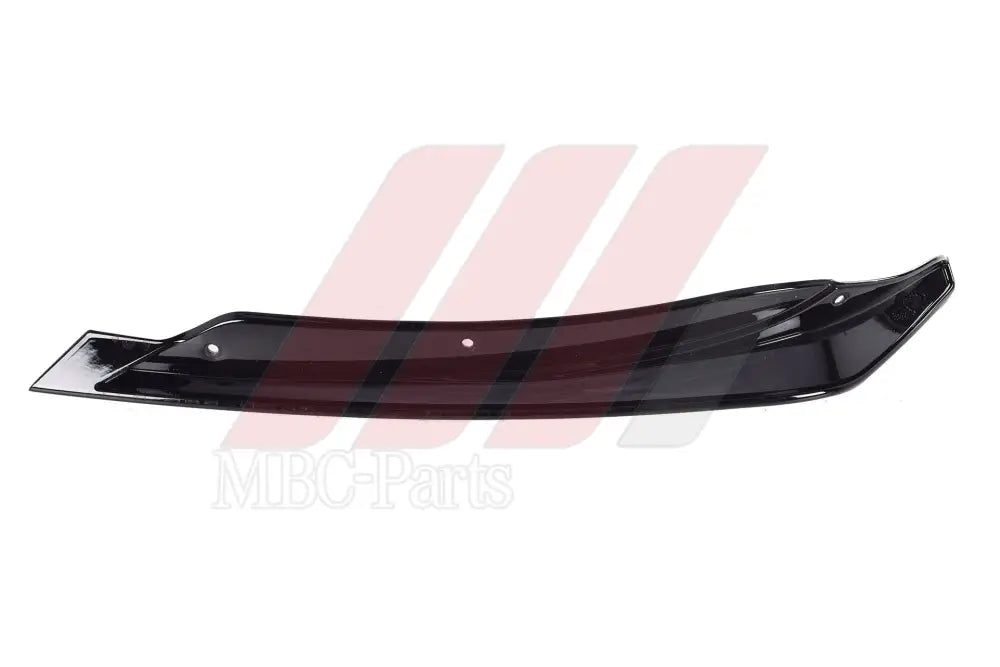 W176 BUMPER MOULDING R/F AMG Generic Attachment
