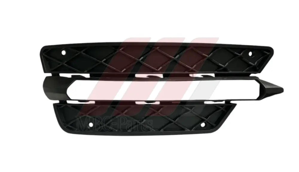 W204 BUMPER VENT R/F AMG FL2 W/O CHROME Generic Attachment