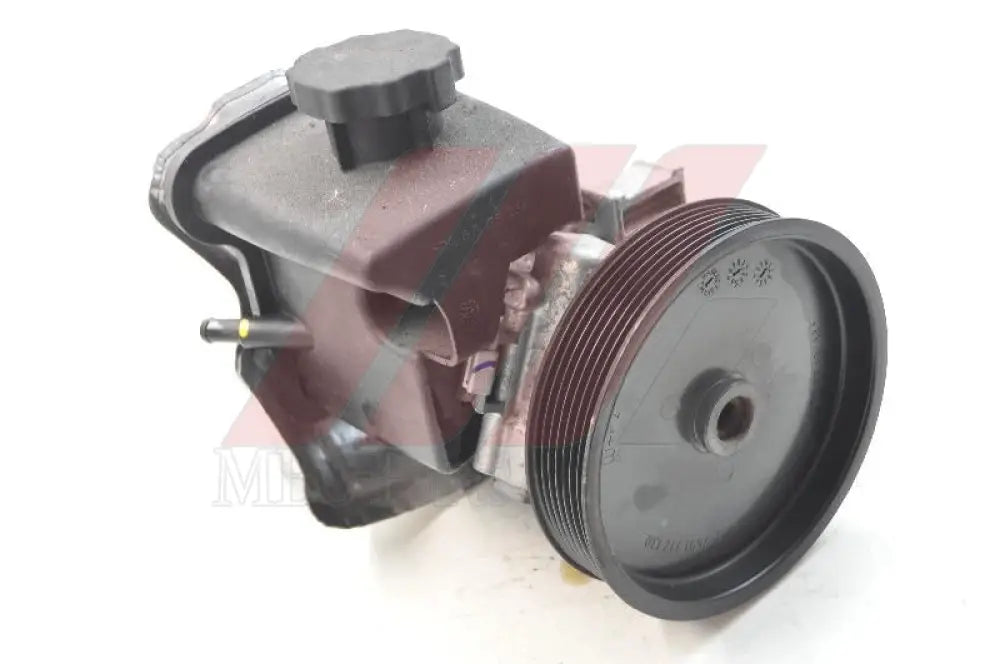 W204 POWER STEERING PUMP 271 Steering