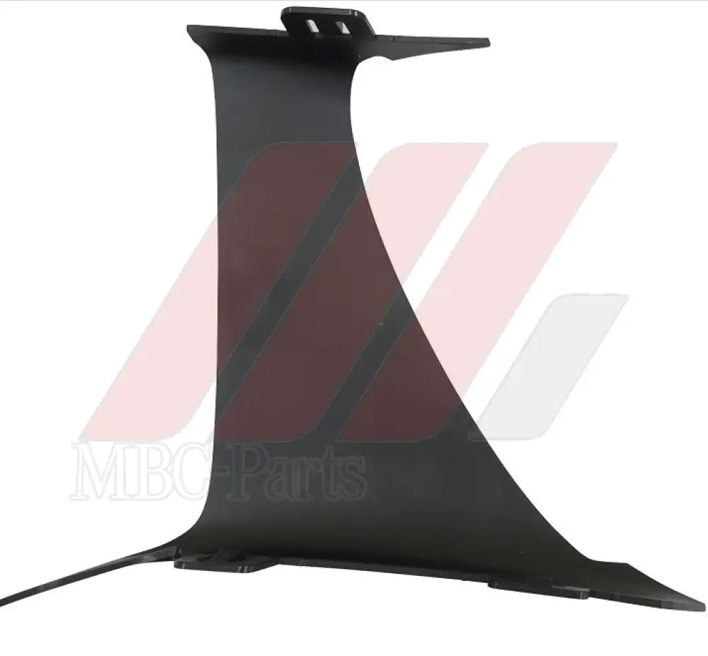 W205 BUMPER BRACKET COVER R/F AMG INNER Generic Attachment