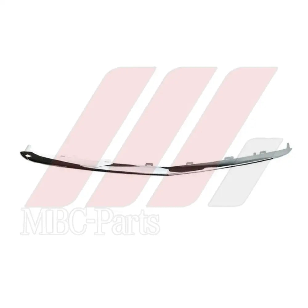 W205 BUMPER CHROME CENTER FR F/L 954 Generic Attachment