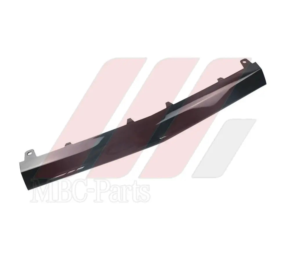 W205 BUMPER CHROME CENTER FR (NIGHT PACKAGE) Generic Attachment