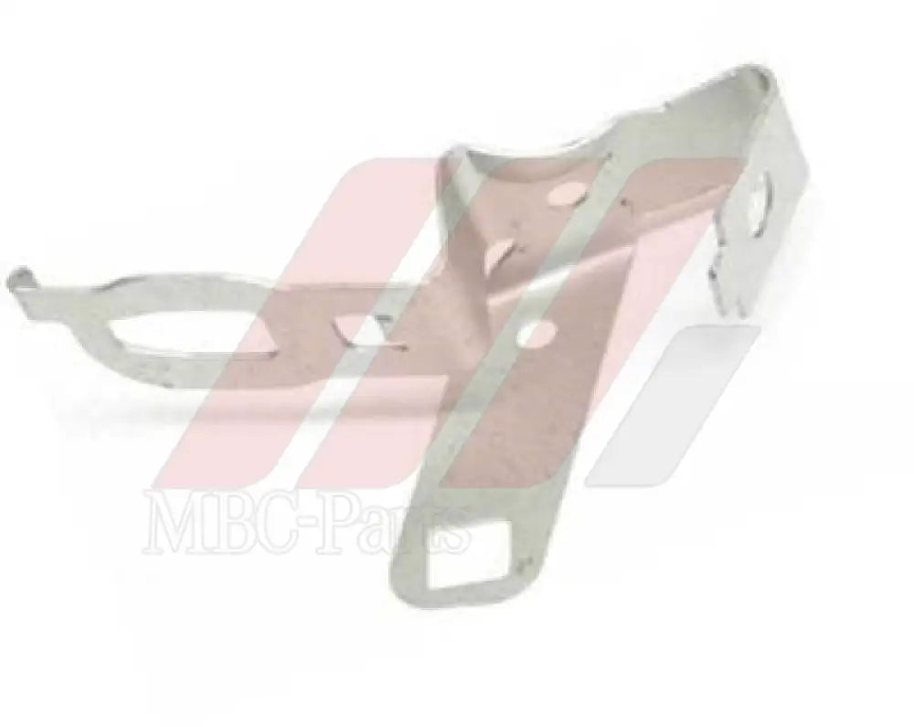 W205 BUMPER SPLASH TRAY BRACKET R/S Generic Splash Tray
