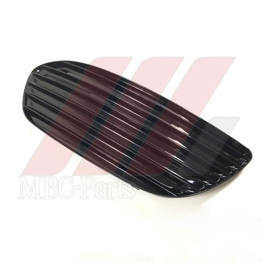 W205 BUMPER VENT L/F Generic Attachment