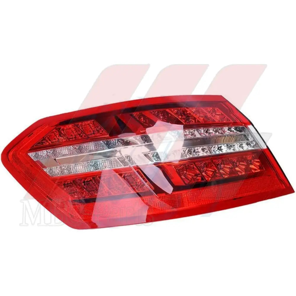 W212 TAIL LAMP R/R OUTER LED P/F 2128201264 2129066901 Generic Electrical