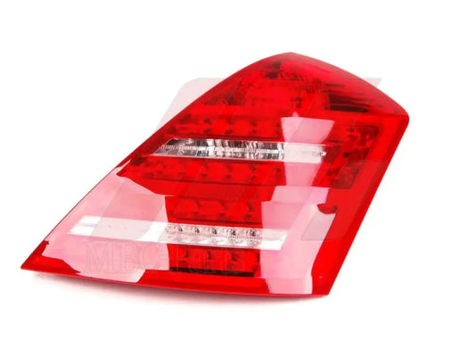 W221 TAIL LAMP R/R F/L 2218200664 Generic Electrical
