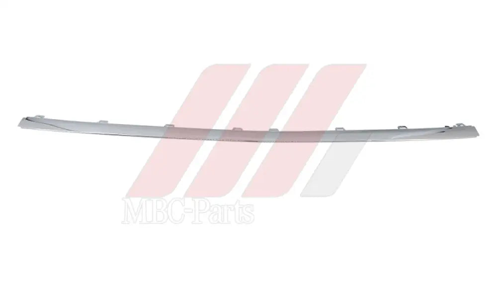 W222 BUMPER FR CENTER CHROME AMG WITH CLIPS BROKEN Generic Attachment