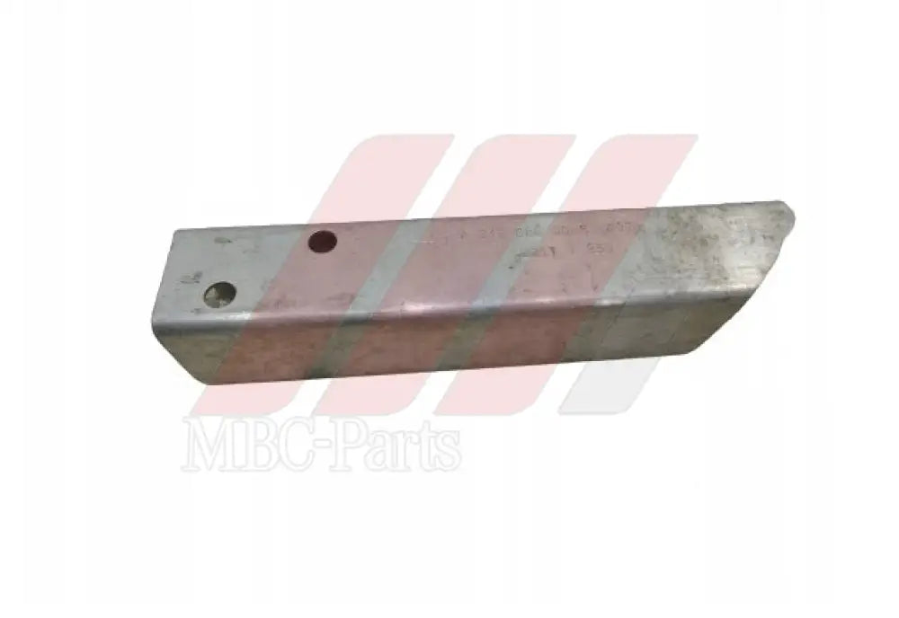 W246 CROSS MEMBER FR LOWER EXT L & R Generic Radiators