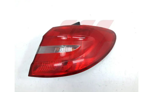 W246 TAIL LAMP R/R OUTER P/F NORMAL Generic Electrical