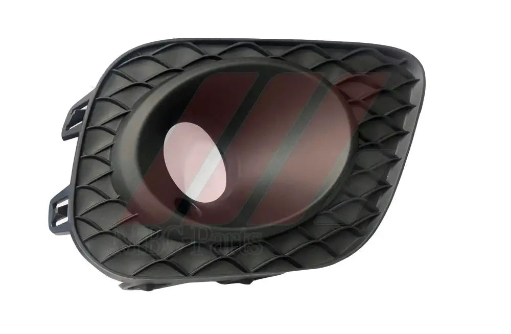 W247 SPOT LAMP GRILLE R/F GLB Generic Attachment
