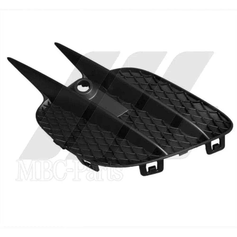 W253 BUMPER VENT R/F AMG Generic Attachment